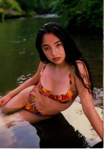 櫻井淳子 【水着画像】眩感する彼女 当時20歳007
