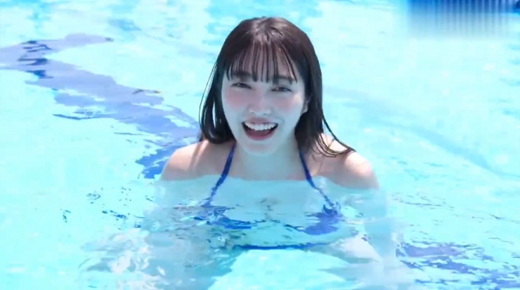 福田ルミカ 健康的な水着姿で一足早い夏を満喫してきました。「138枚」065