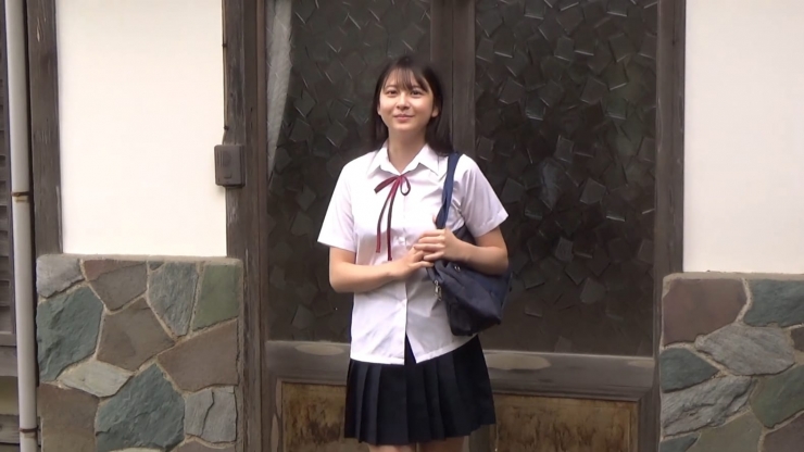 中島真白 現役高校生であり 話題になった彼女の初水着027