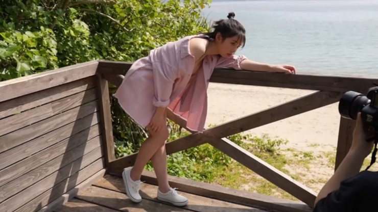 菊地姫奈 女子大生になって初めての夏休みを満喫 水着 ビキニ46