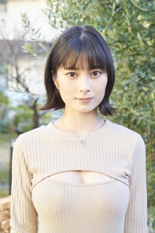大久保桜子 ステップアップを遂げた 女優の新しい輝き 水着 ビキニ20