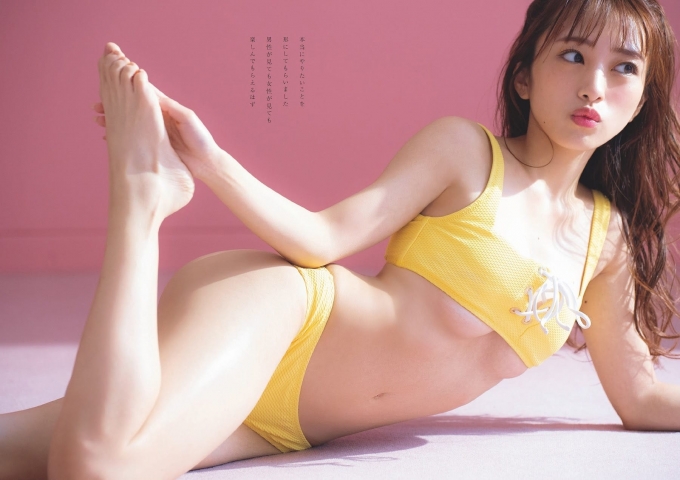 AKB48 向井地美音 話題のファースト写真集が重版決定!空の下でピュアな笑顔満開水着 ビキニ66
