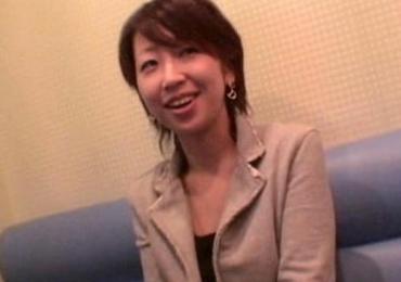 SNSで知り合った仙台在住人妻の若菜(30才)とのハメ撮り映像！  