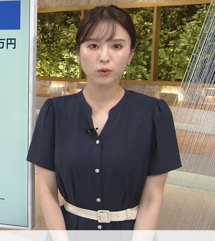 角谷暁子アナ　横乳でかいキャプ・エロ画像３