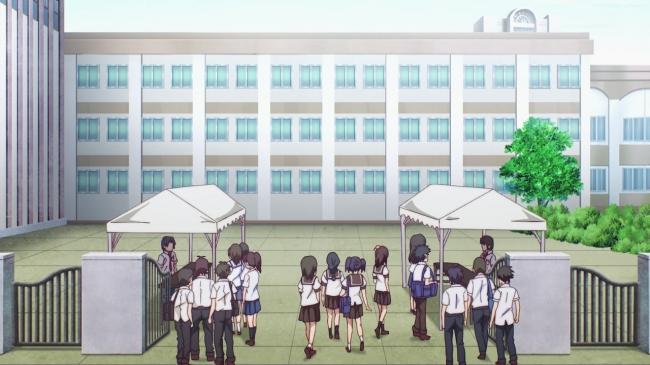 【超画像】今期アニメ、とんでもない設計の高校が登場する